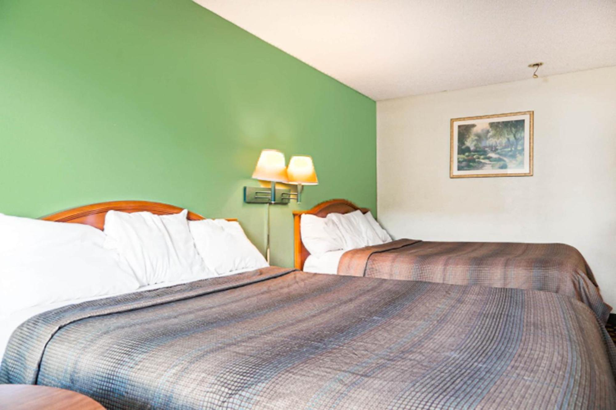 Economy Inn By Oyo Ashburn Extérieur photo